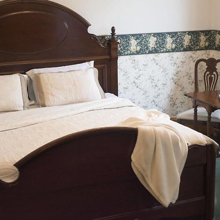 Decker Hotel & Bar Maquoketa Ngoại thất bức ảnh